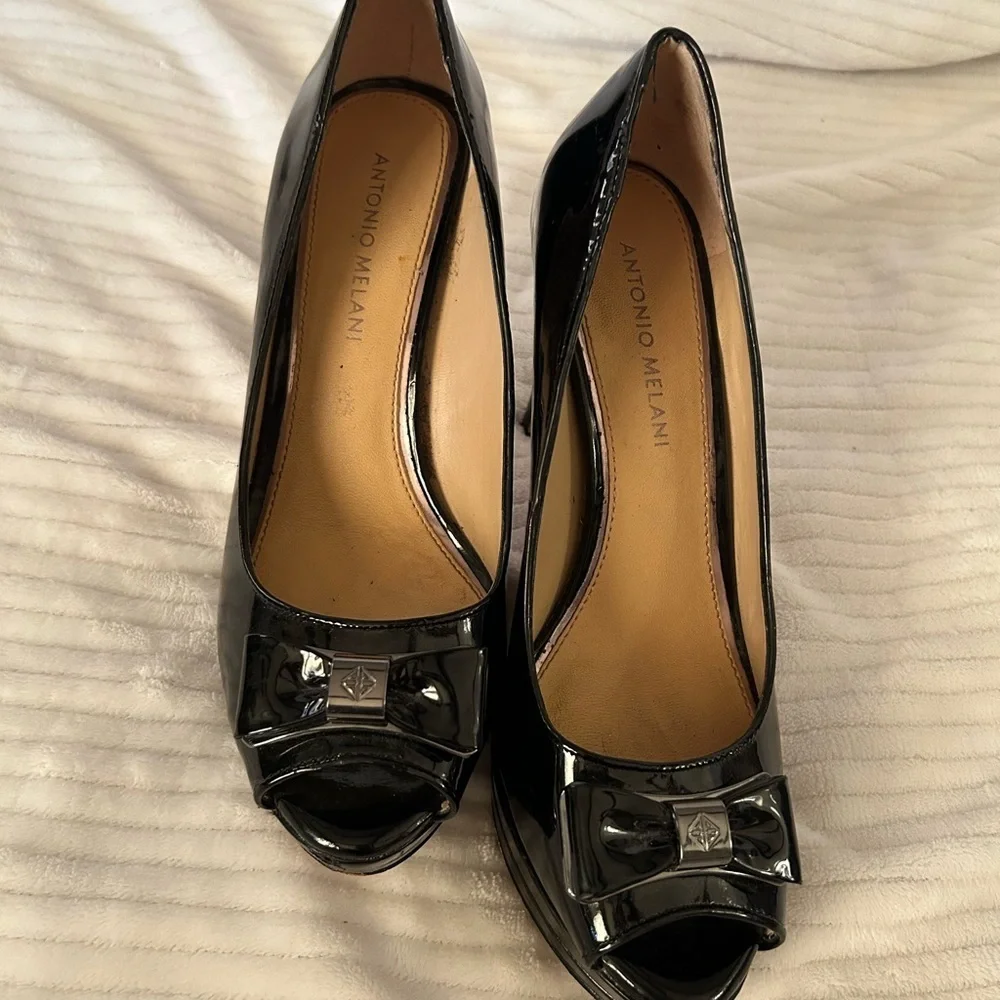 Antonio Melani Heels high heel platform size 7.5